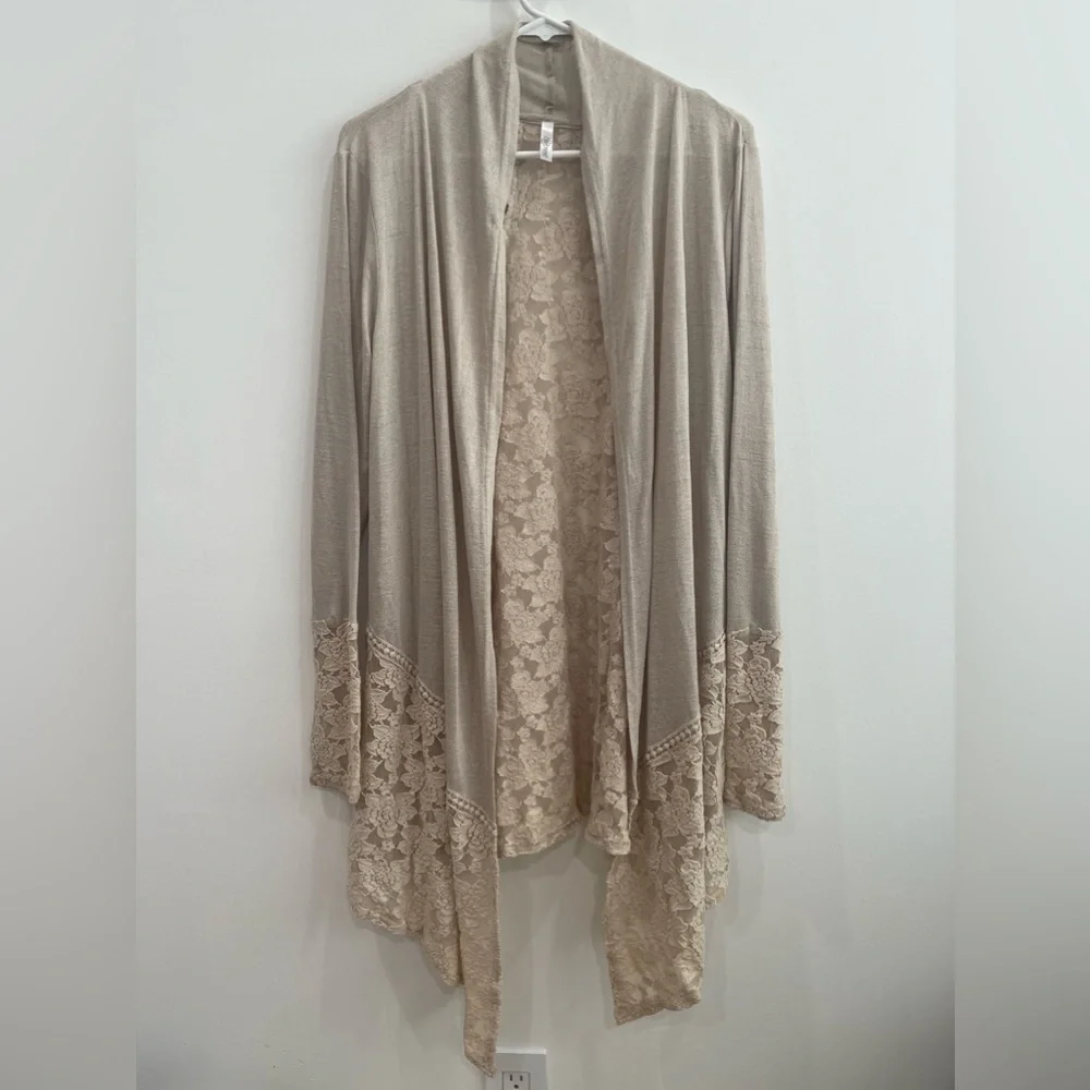 Daisies lace cardigan M